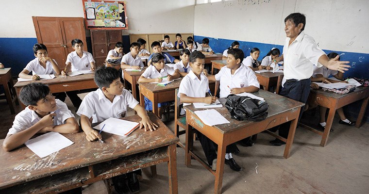 PERÚ: Minedu: descontarán sueldos a 5000 profesores de Lima que acatan huelga