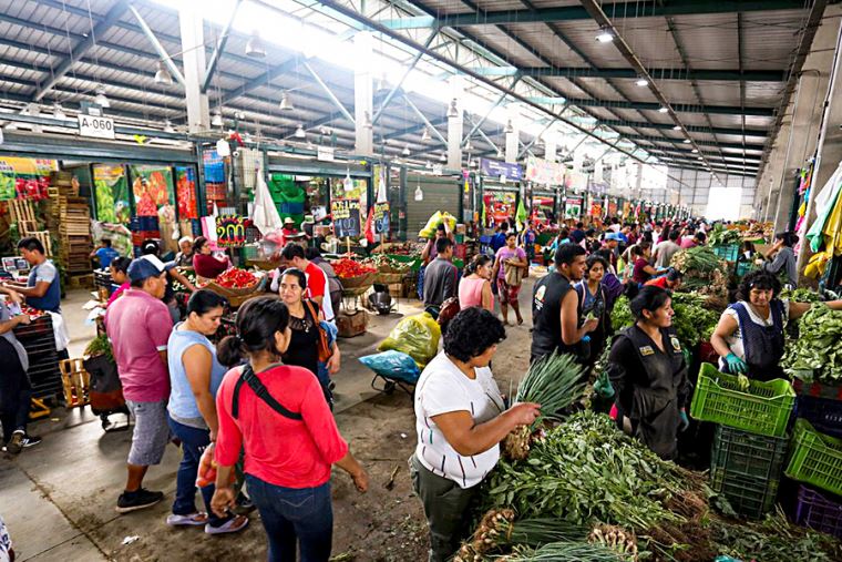Abastecimiento de alimentos en mercados mayoristas de Lima se normaliza